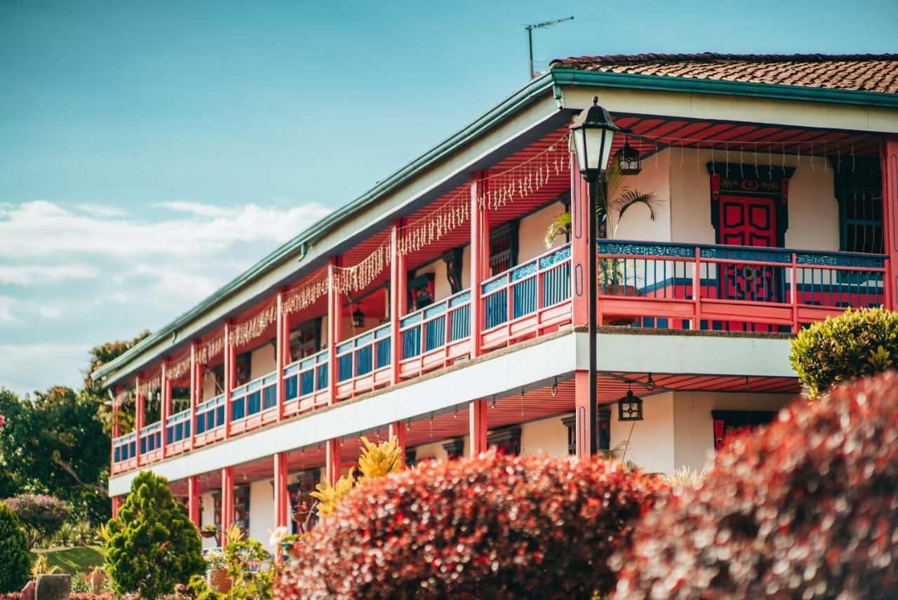 Hotel Arrayanes Del Quindio Монтенегро Екстериор снимка