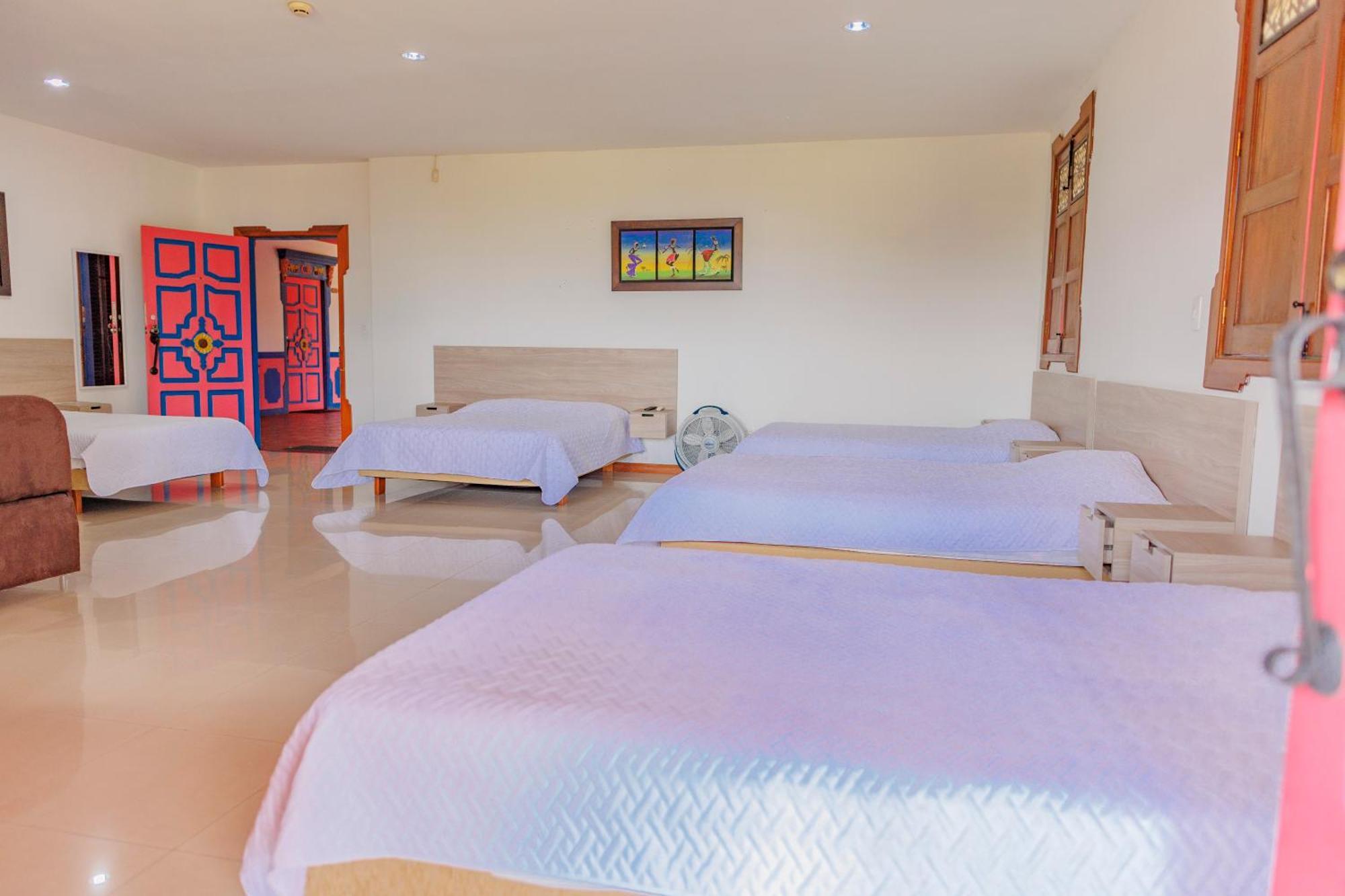 Hotel Arrayanes Del Quindio Монтенегро Екстериор снимка