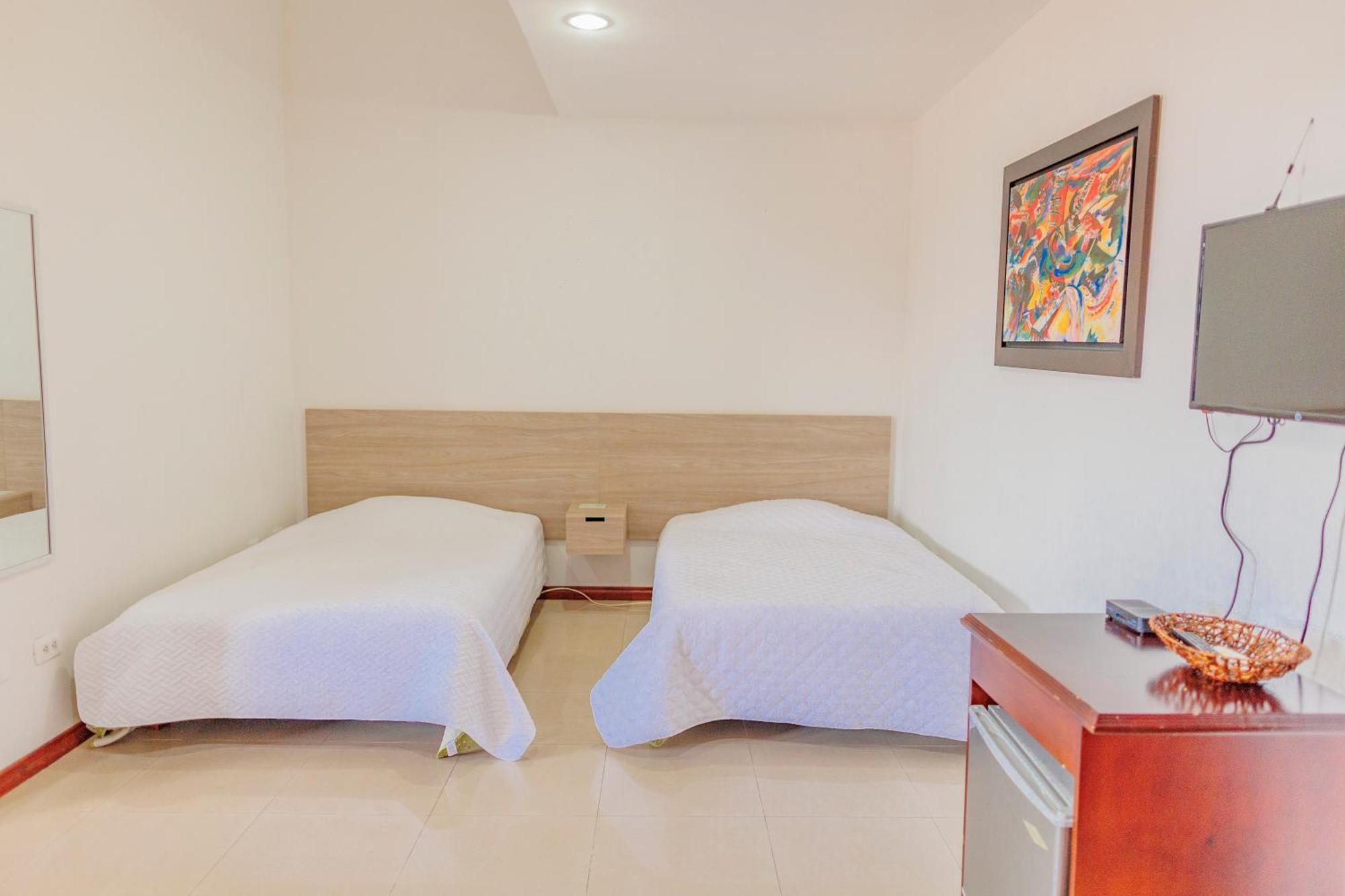 Hotel Arrayanes Del Quindio Монтенегро Екстериор снимка