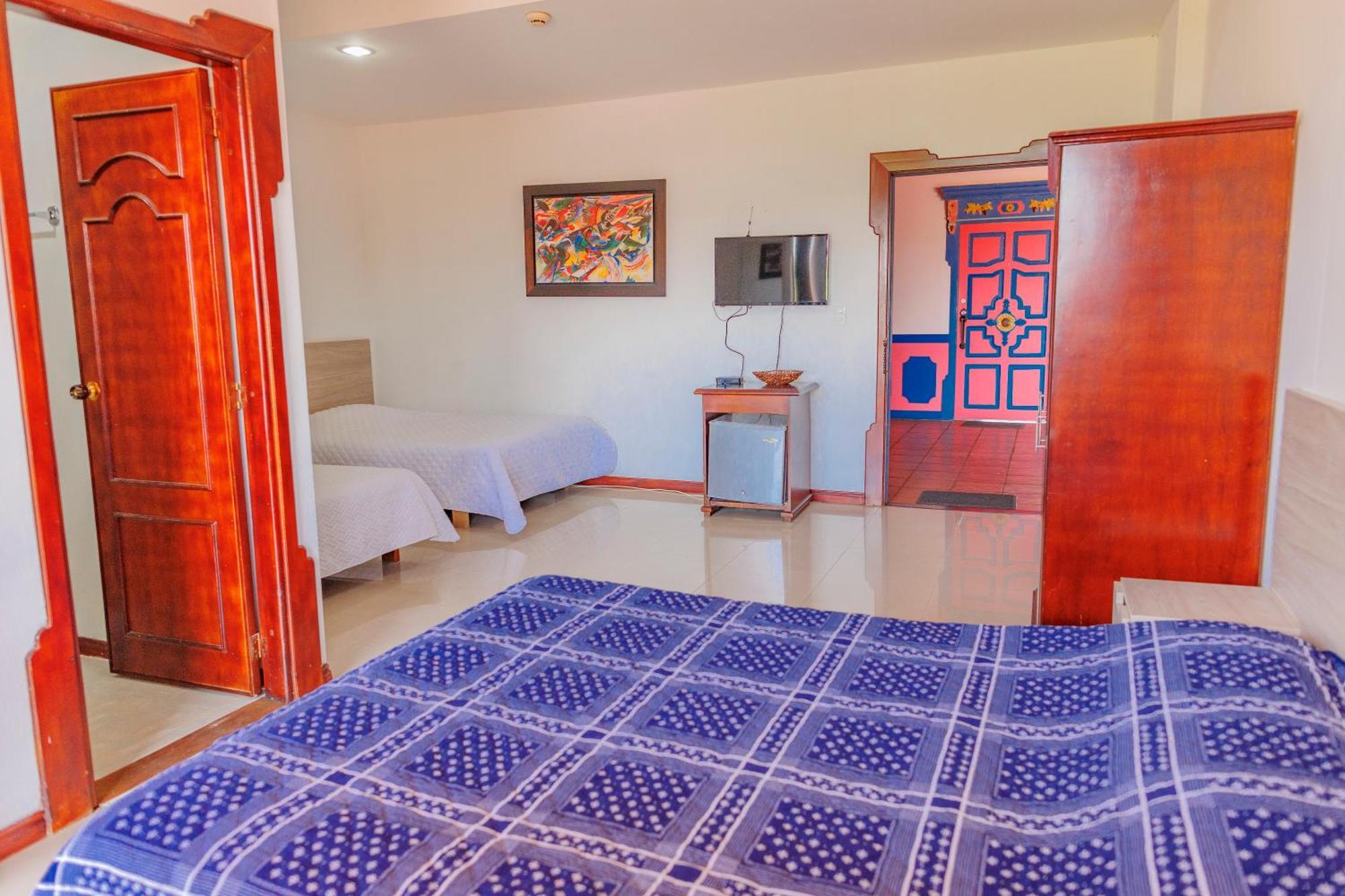 Hotel Arrayanes Del Quindio Монтенегро Екстериор снимка