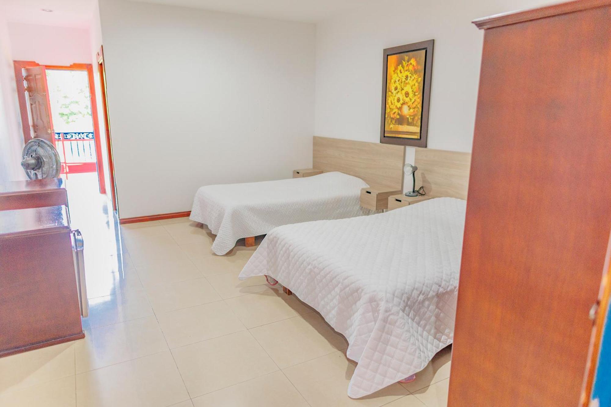 Hotel Arrayanes Del Quindio Монтенегро Екстериор снимка