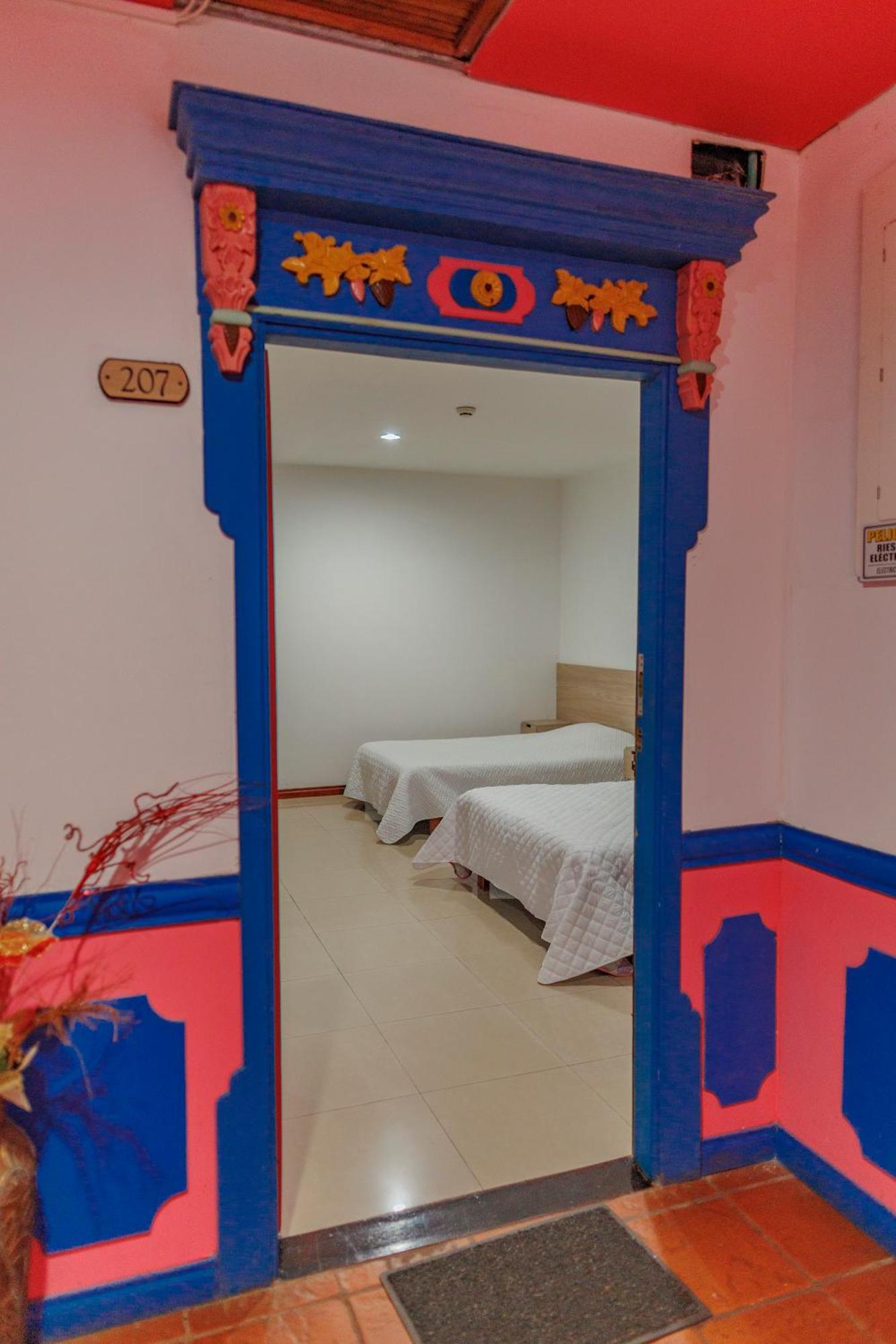 Hotel Arrayanes Del Quindio Монтенегро Екстериор снимка