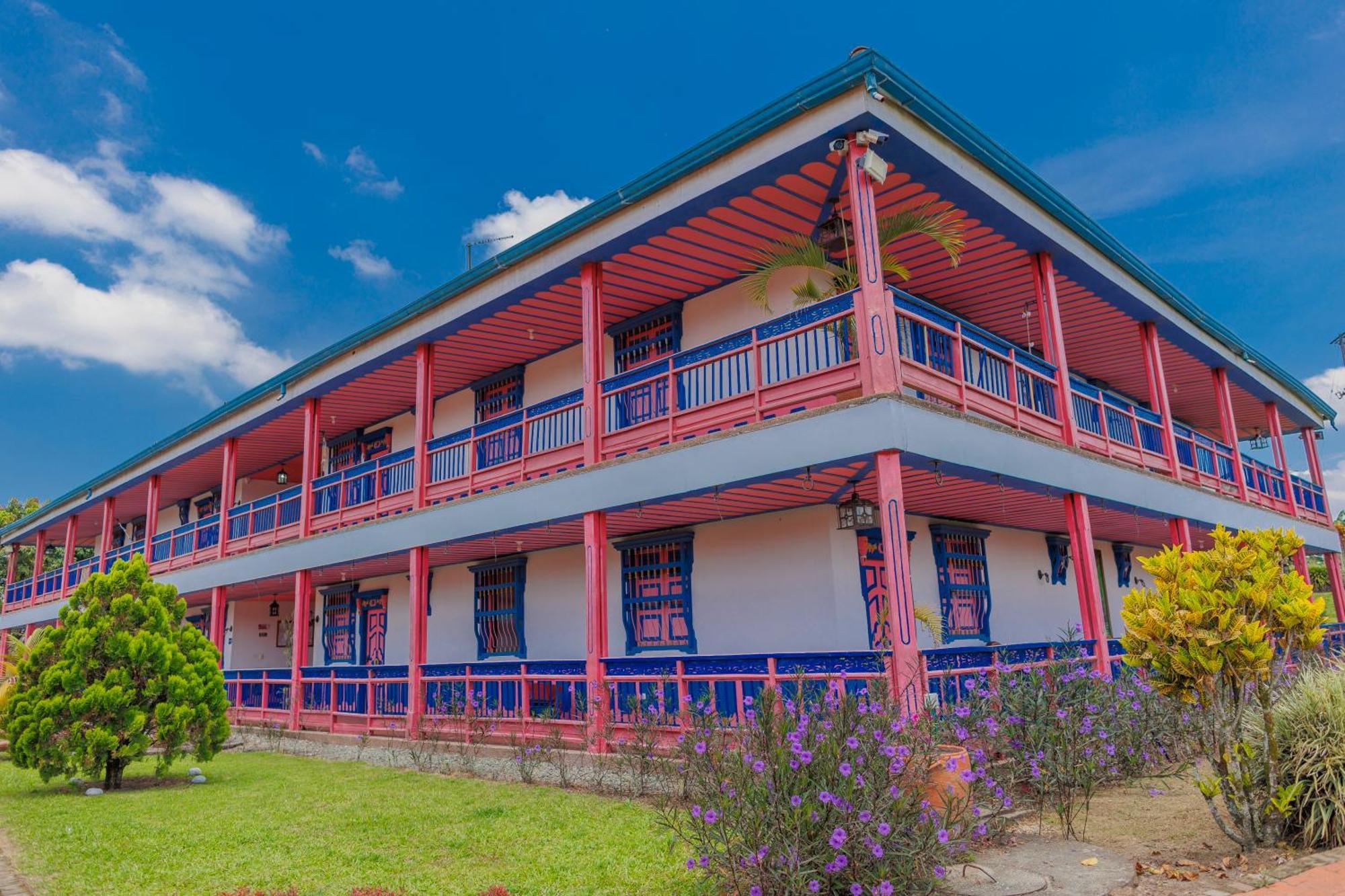 Hotel Arrayanes Del Quindio Монтенегро Екстериор снимка